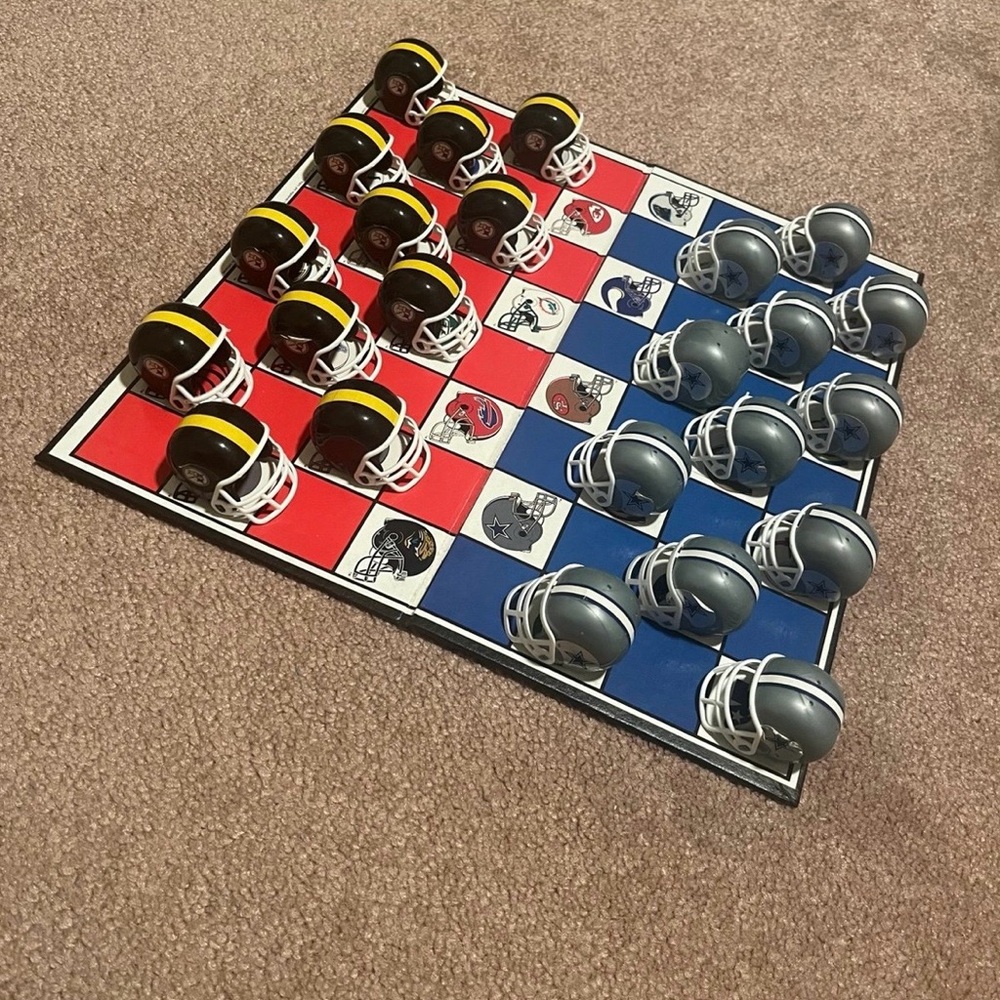 🏈 Lot of 2 Vintage Football Field Steelers Checkers Board Games 🏈 - Picture 2 of 7